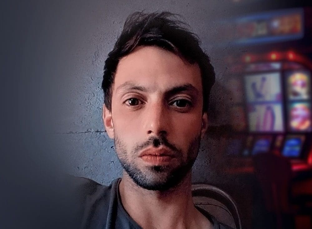 La Lucha de Nicolás Crevel: Un relato de resiliencia y superación contra la ludopatía