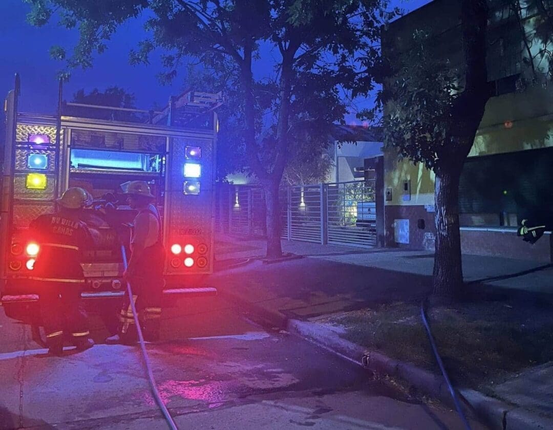 Villa Cañás: Incendio en el patio de una vivienda