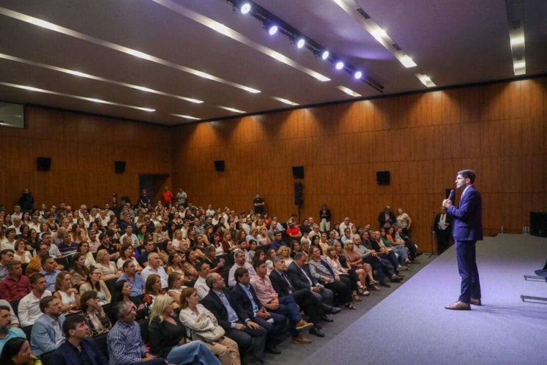 Pullaro presentó plan para jerarquizar el sistema de salud con el fin de brindar una mejor atención a toda la población
