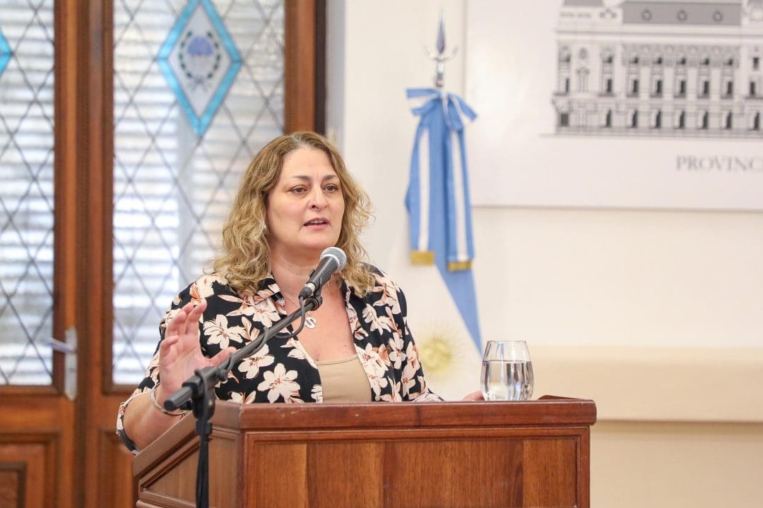 Santa Fe lanza el Programa FonRES para mejorar hospitales y centros de salud