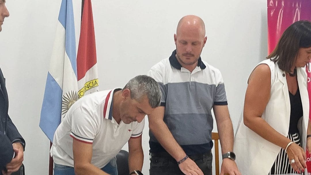 Mayor control de motos: Convenio entre provincia y gobiernos locales para mejorar la seguridad vial