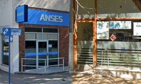 Acomodan a candidatos de La Libertad Avanza en ANSES y PAMI en plena campaña