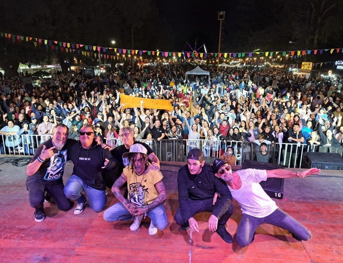 Villa Cañás: Una multitud disfrutó de la 23ª Feria Nacional de Artesanos 2025
