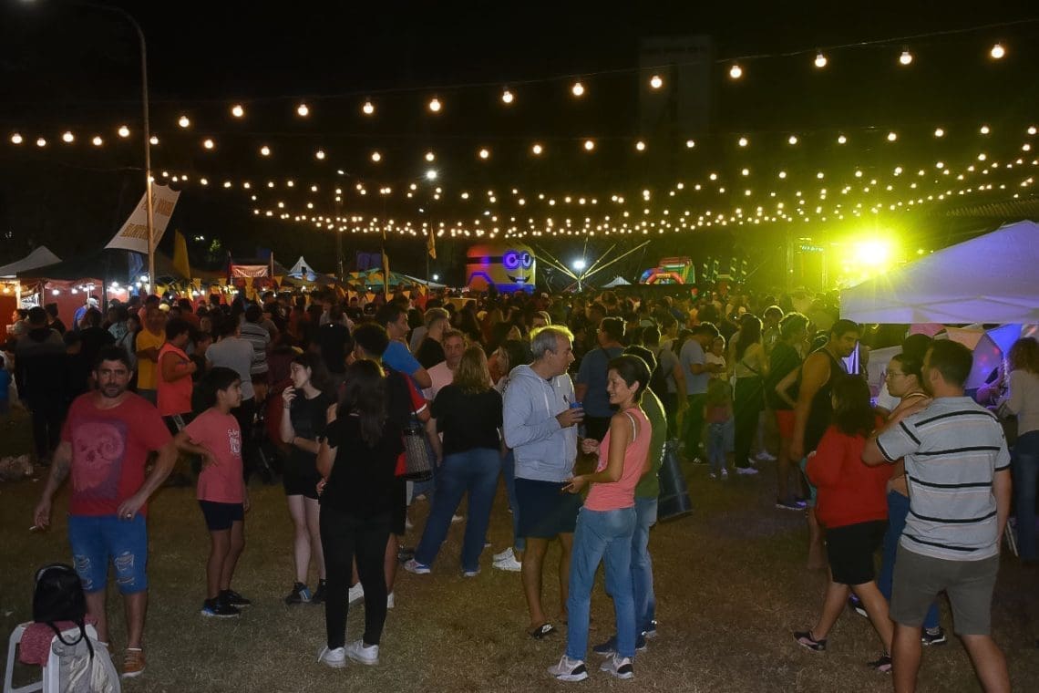 Elortondo celebra su 136° aniversario con una gran fiesta popular