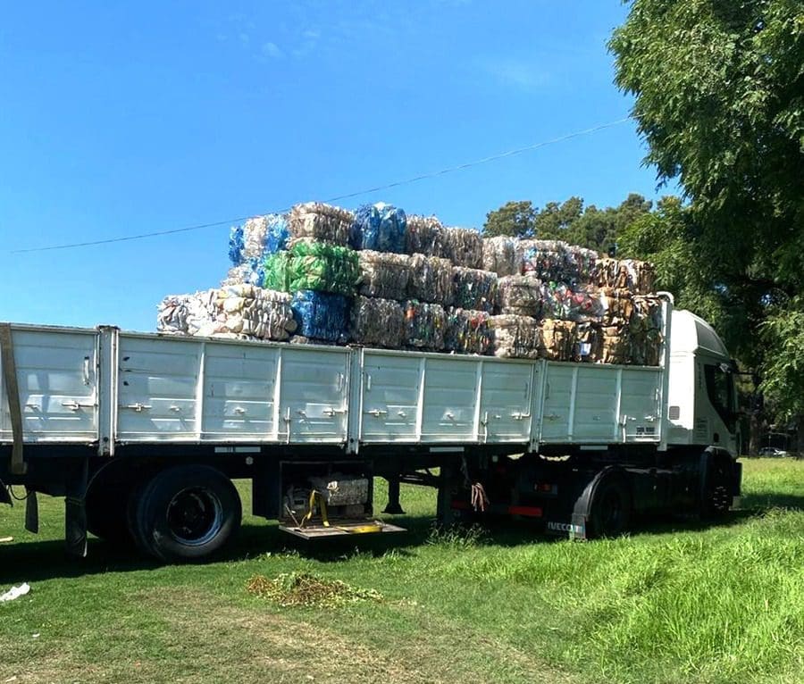 Villa Cañás impulsa la sustentabilidad con la entrega de 8.800 kilos de materiales reciclables