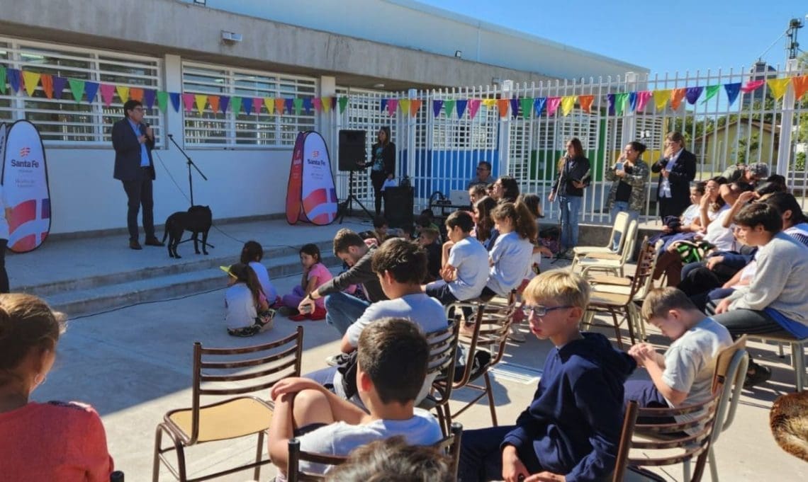 Provincia inauguró el nuevo edificio de la Escuela Especial de María Teresa Provincia inauguró el nuevo edificio de la Escuela Especial de María Teresa