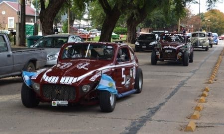 Villa Cañás: Quinto encuentro de autos clásicos y antiguos