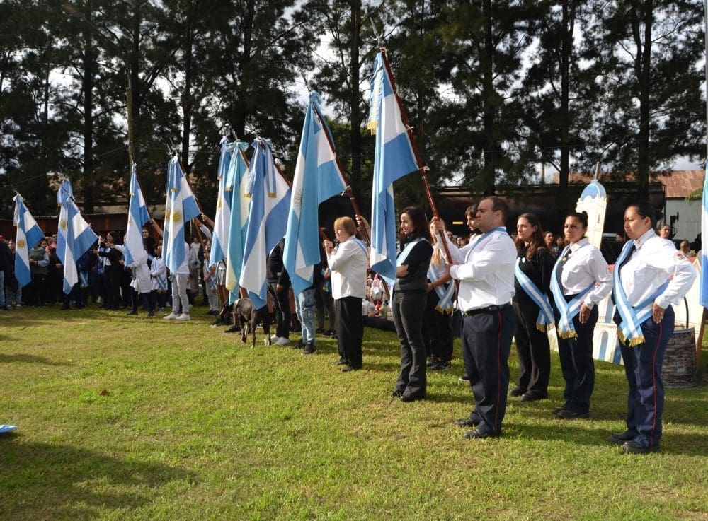 Villa Cañás celebró la Revolución de Mayo y sus 123 Años