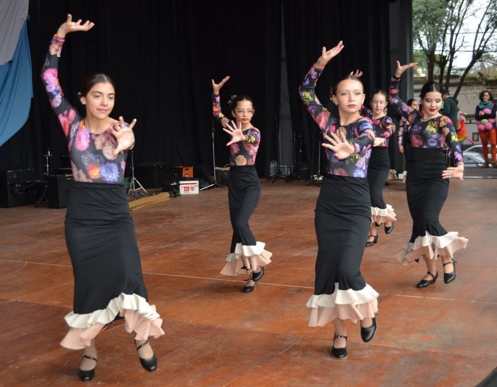 Villa Cañás celebró la Revolución de Mayo y sus 123 Años