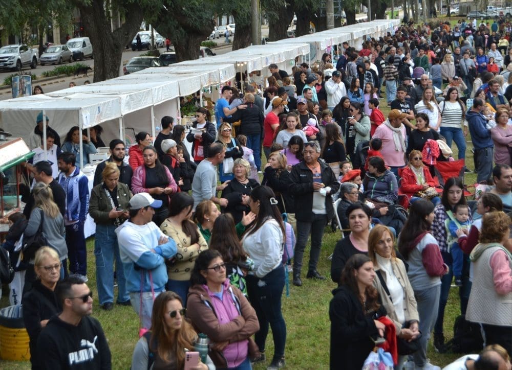 Villa Cañás celebró la Revolución de Mayo y sus 123 Años