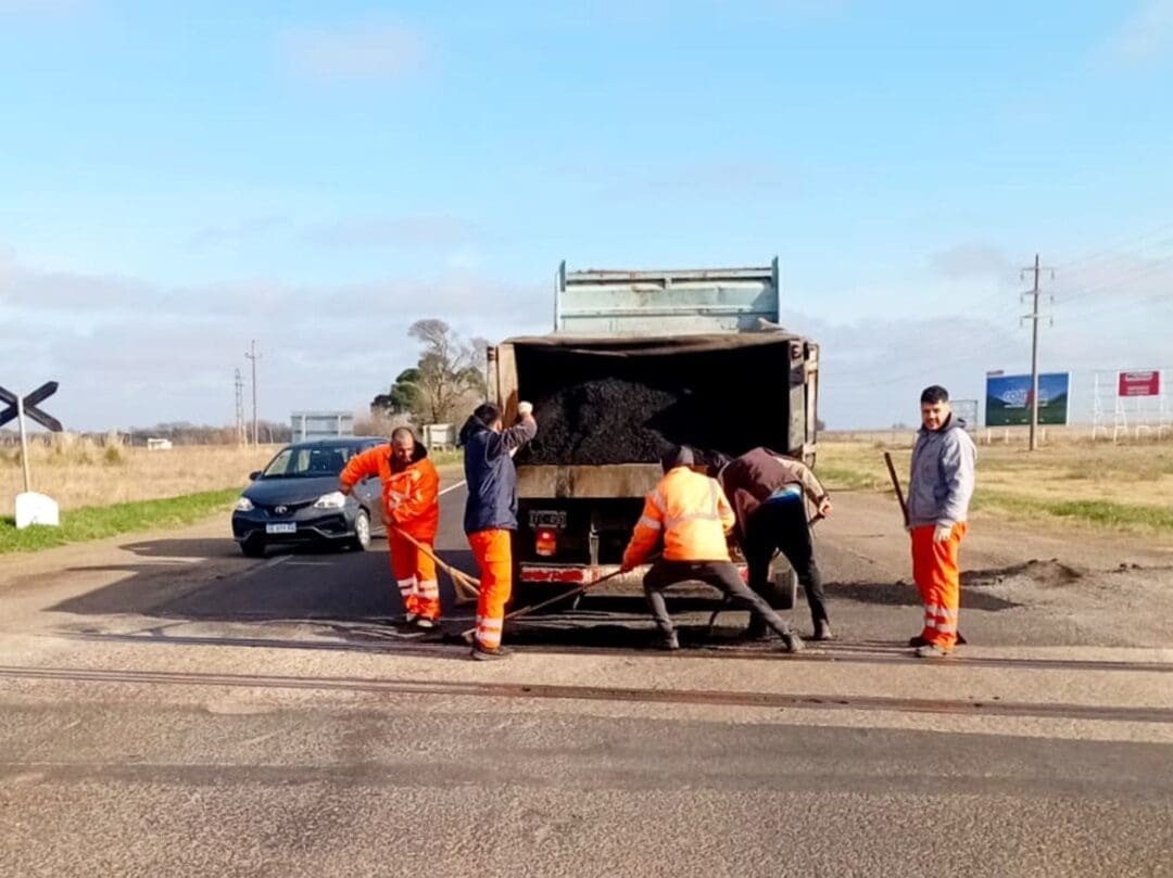 Ante la falta de respuesta de Nación, la Provincia ejecuta obras de emergencia en Ruta 8 y Ruta 14