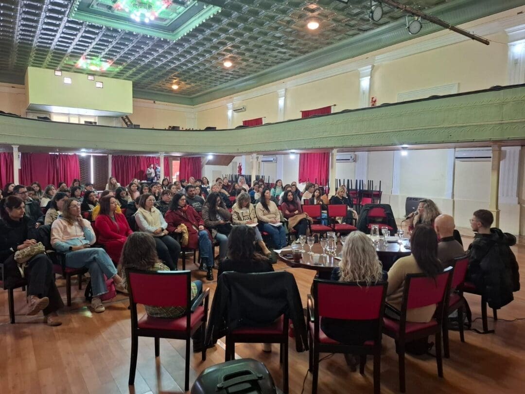 Santa Isabel y María Teresa impulsan juntas el abordaje de los consumos problemáticos Santa Isabel y María Teresa impulsan juntas el abordaje de los consumos problemáticos