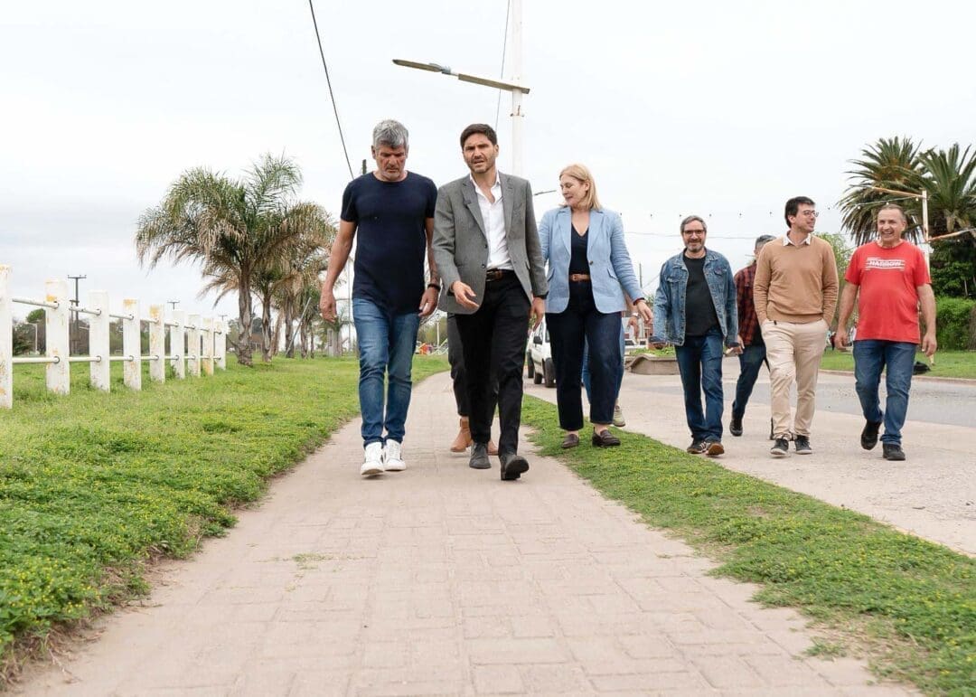 La obra pública trae igualdad: Pullaro y Scaglia en General López entregaron viviendas y prometieron más infraestructura en la región