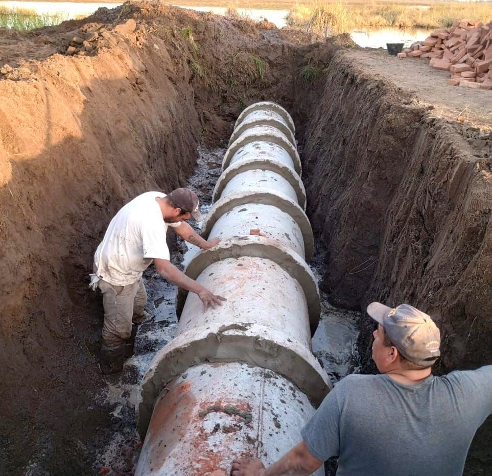 Villa Cañás: Trabajos de entubación en zona rural