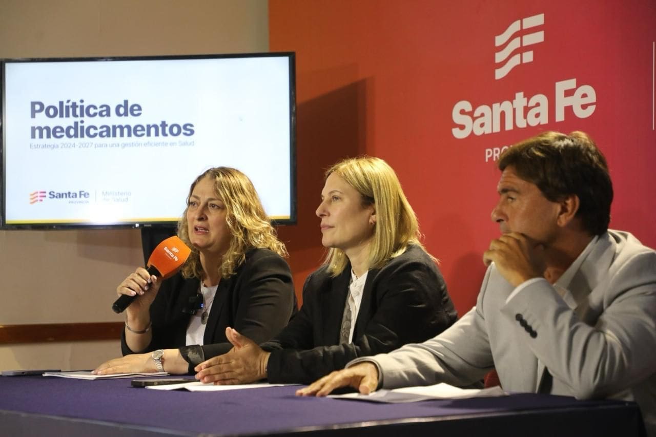 En lo que va de 2025, Santa Fe compró más medicamentos y con un ahorro del 83%