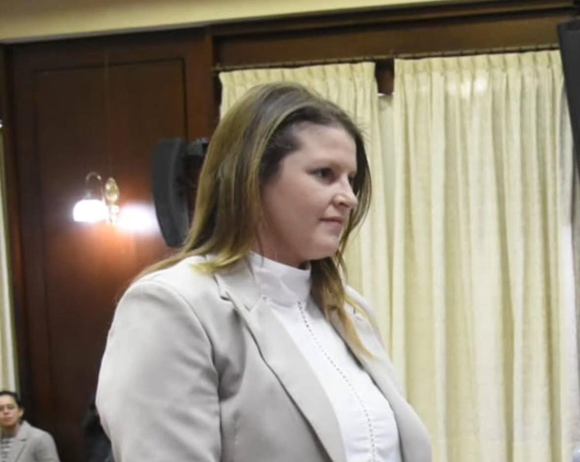 Villa Cañás: Piden 18 años y medio de prisión para acusado de abusar de su hijastra por una década