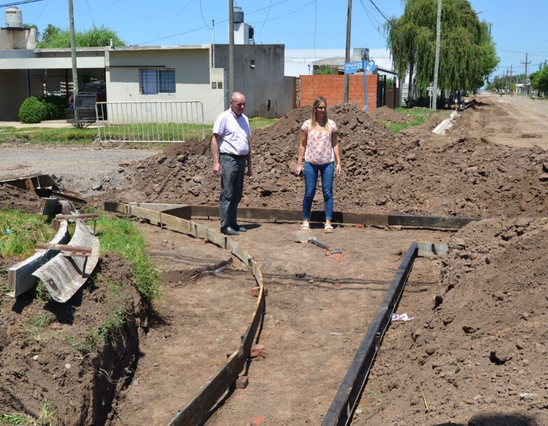 Villa Cañás: El municipio continúa con obras de cordón cuneta