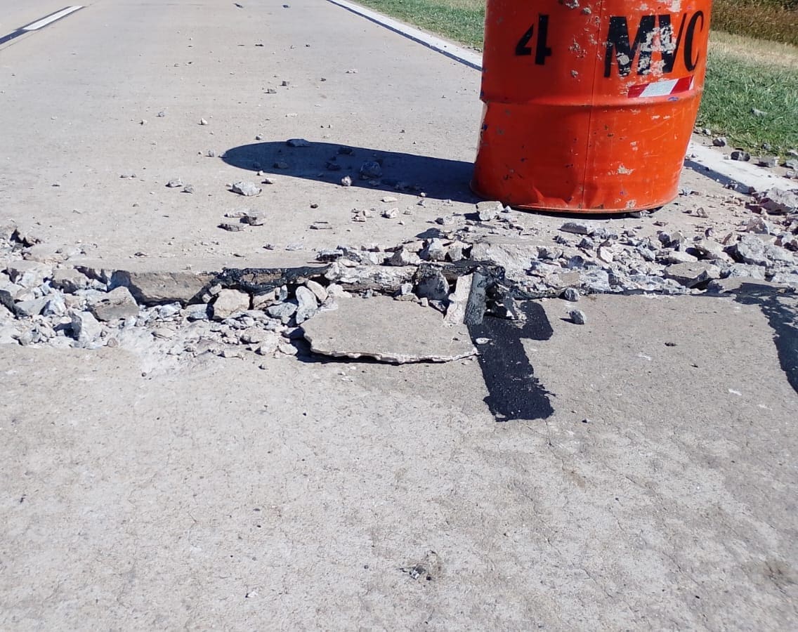 Rotura de la Ruta 94: Circular con extrema precaución en inmediaciones de Villa Cañás