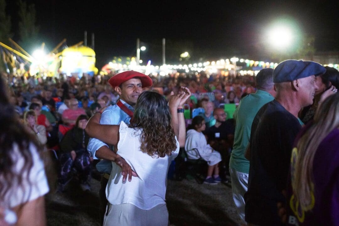La cuarta luna de A Todo Pulmón promete una noche a puro ritmo en Santa Isabel