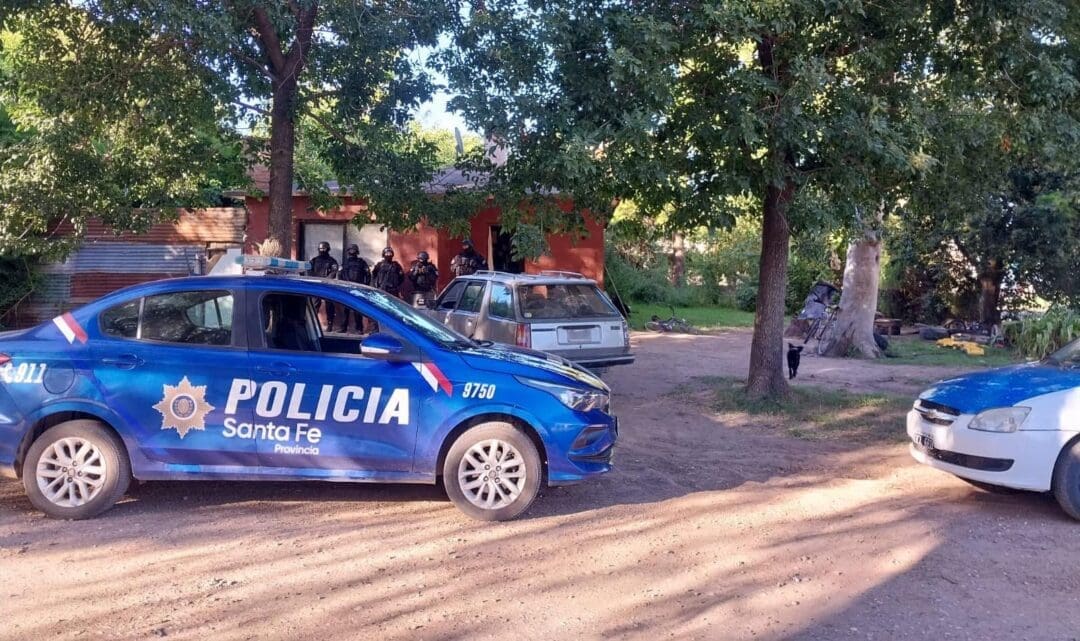 Villa Cañás: Avanza el esclarecimiento de un robo y secuestran marihuana tras allanamientos Villa Cañás: Avanza el esclarecimiento de un robo y secuestran marihuana tras allanamientos