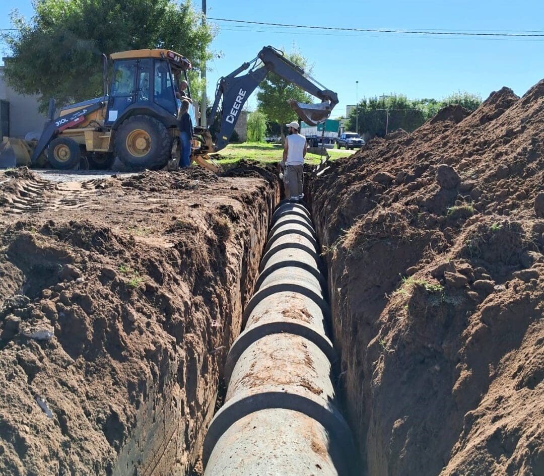 Villa Cañás mejora el drenaje y la circulación con obras en Calle 71 Villa Cañás mejora el drenaje y la circulación con obras en Calle 71