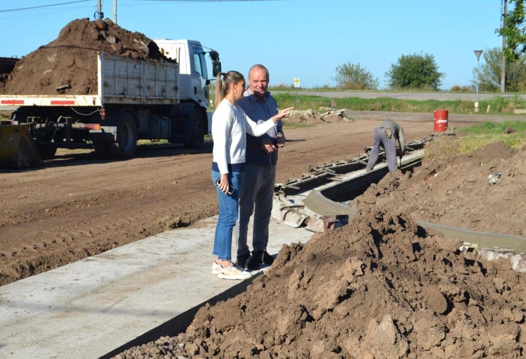 Villa Cañás: Avanzan obras de pavimento y cordón cuneta en distintos sectores de la ciudad