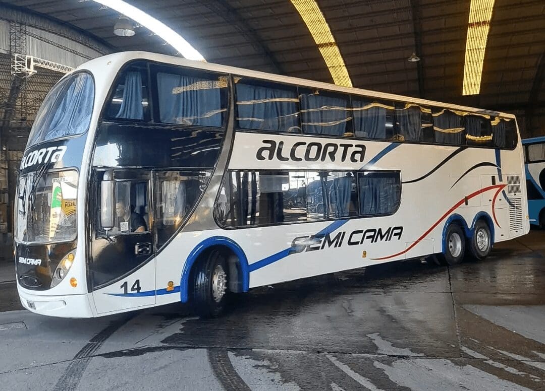 Transporte en crisis: Otra empresa de la región reduce servicios interurbanos