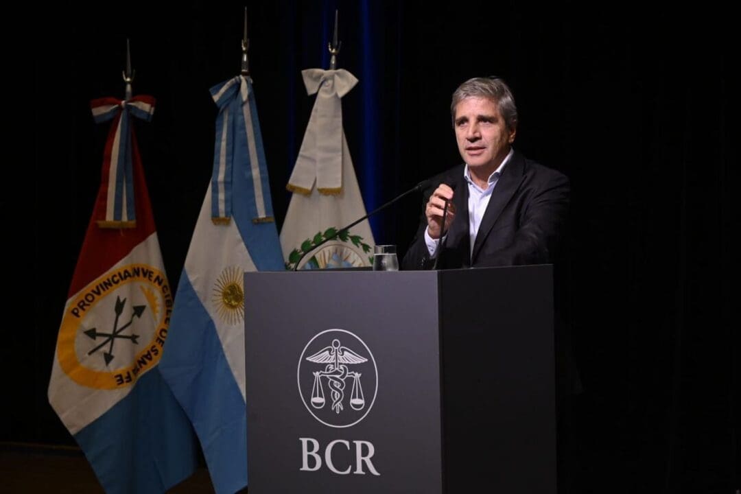 Santa Fe asumirá la reparación de la Ruta A012 tras el anuncio de cesión del Gobierno nacional Santa Fe asumirá la reparación de la Ruta A012 tras el anuncio de cesión del Gobierno nacional