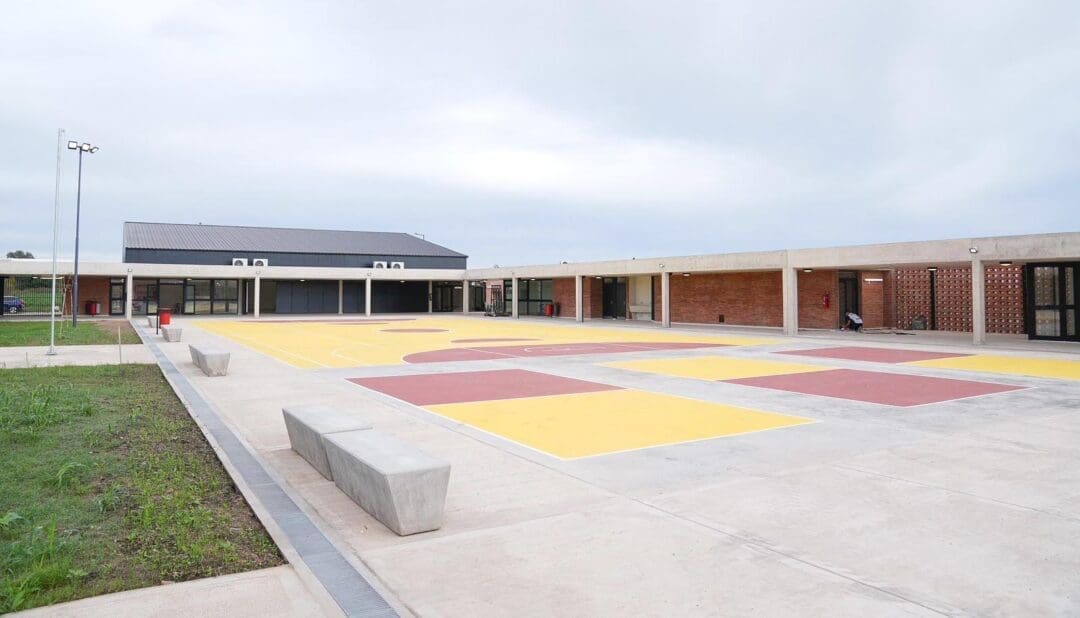 Obras en General López: Acceso industrial, energía solar y una nueva escuela Obras en General López: Acceso industrial, energía solar y una nueva escuela