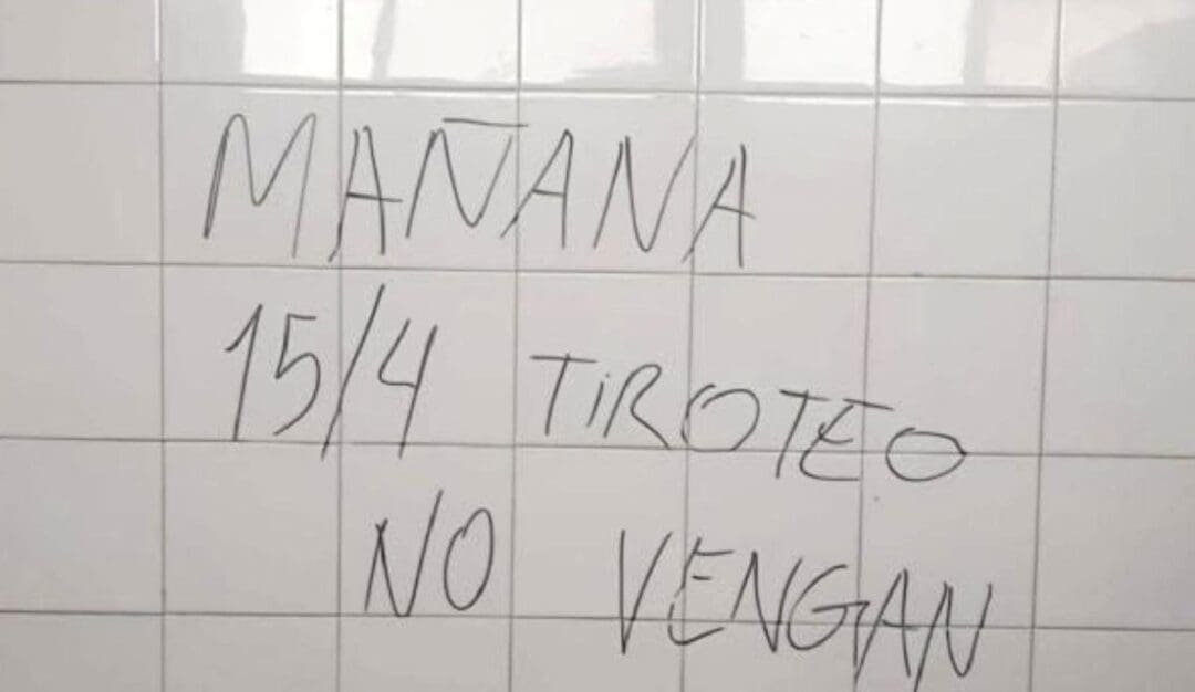 Amenazas a escuelas | 65 en un día: Cobrarán operativos de hasta $6 millones