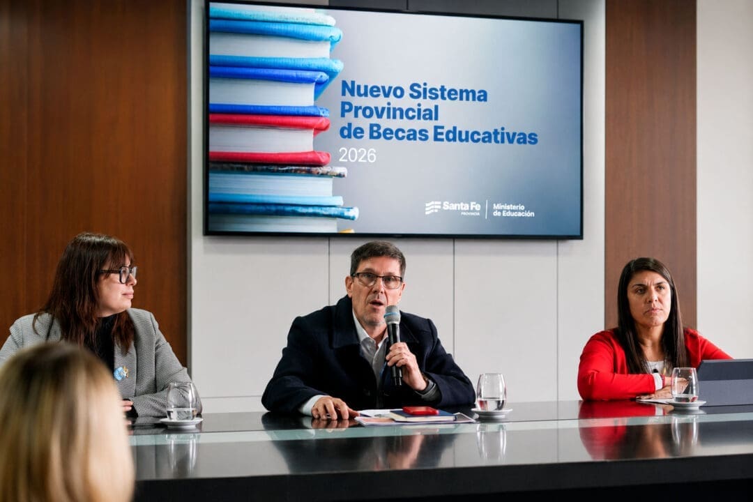 Darán becas de 100 mil pesos por mes a estudiantes: Quiénes podrán acceder y cómo anotarse Darán becas de 100 mil pesos por mes a estudiantes: Quiénes podrán acceder y cómo anotarse
