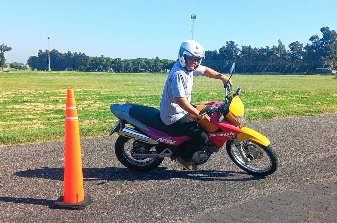 Desde el lunes será más exigente sacar la licencia de motos