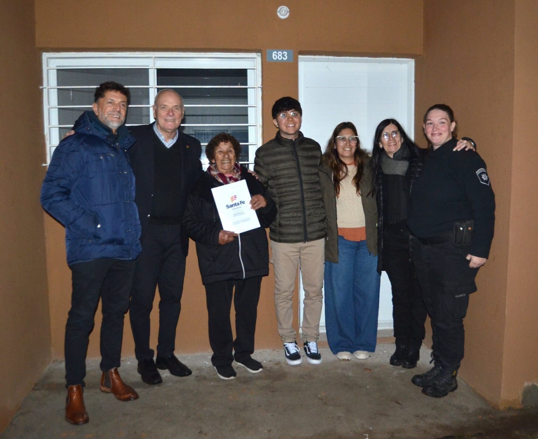 General López: La Provincia entregó viviendas en Firmat y Villa Cañás