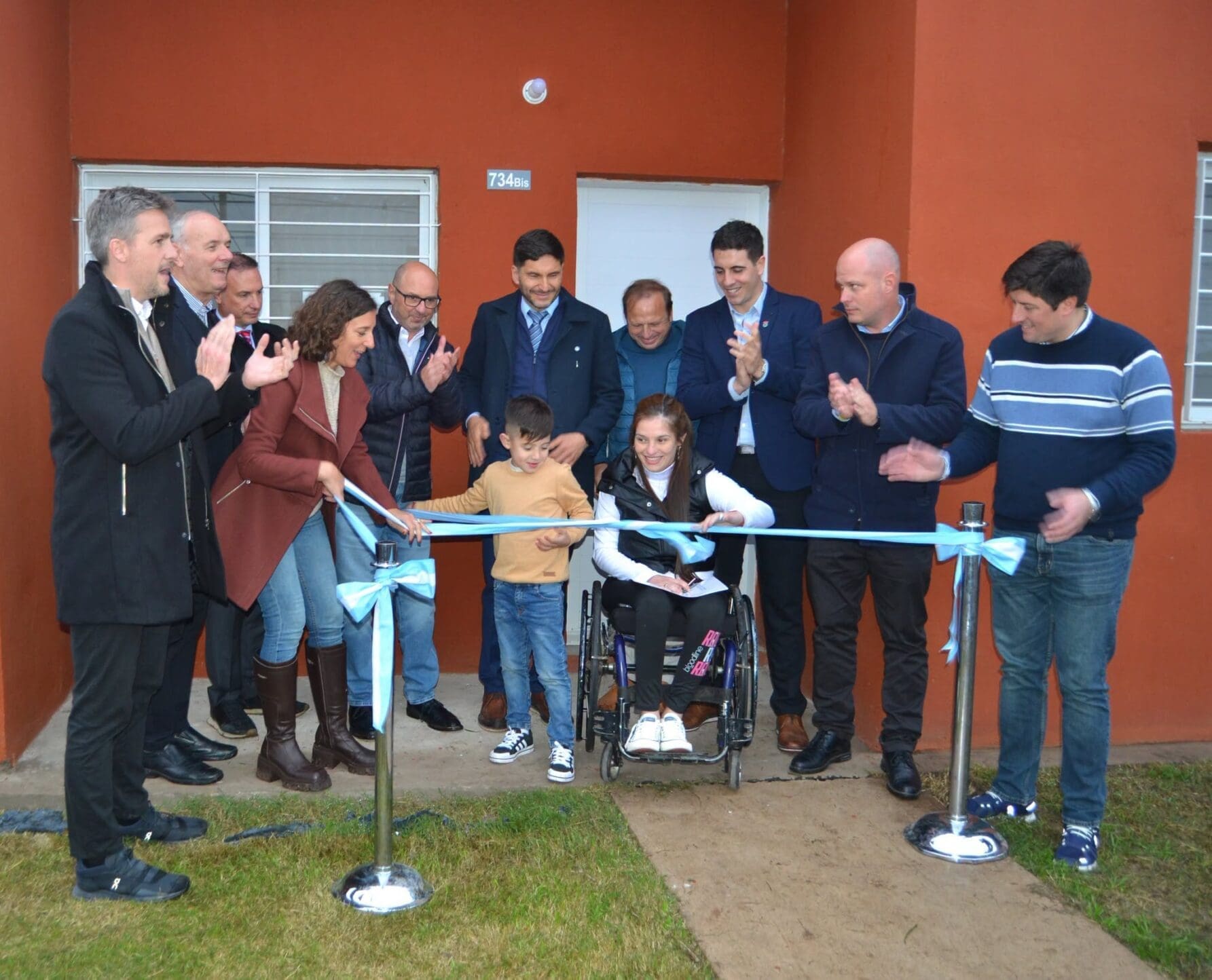 General López: La Provincia entregó viviendas en Firmat y Villa Cañás