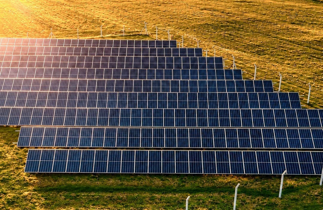 El cooperativismo santafesino impulsa 30 parques solares para ganar autonomía energética