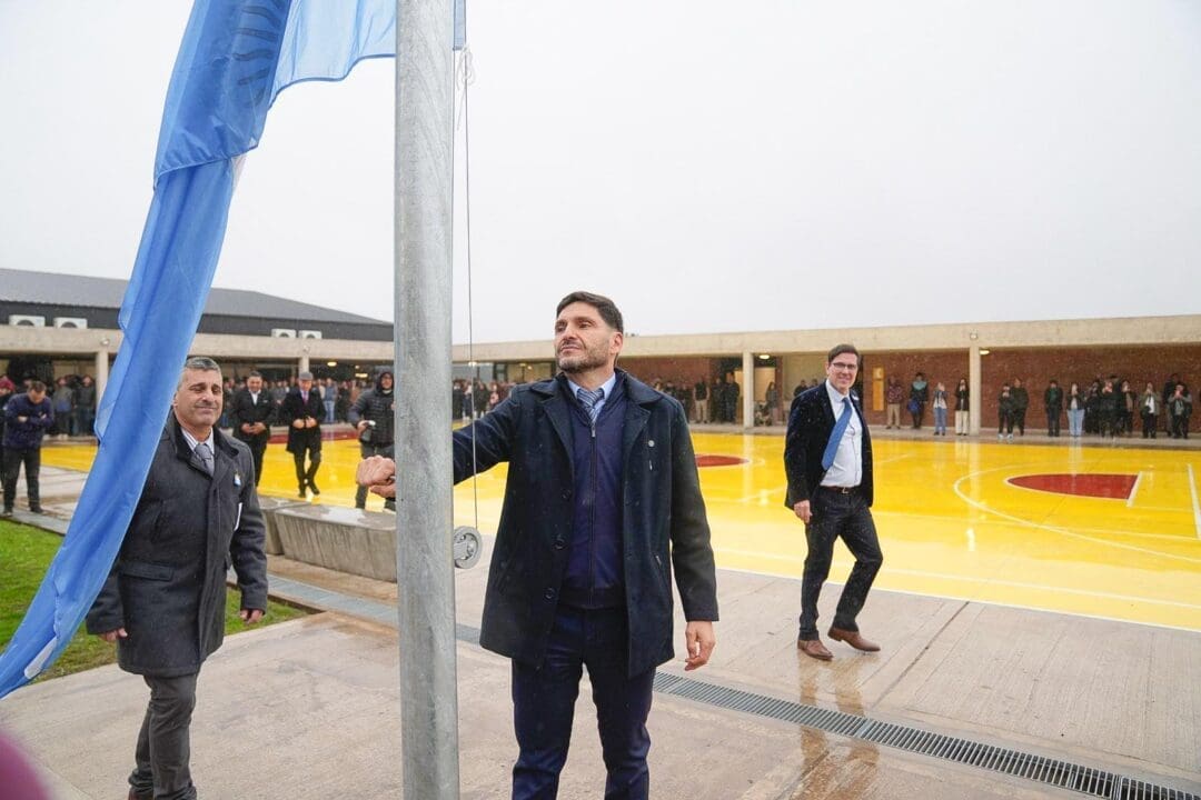 Hughes: Pullaro inauguró el nuevo edificio de la Escuela Secundaria Nº 224