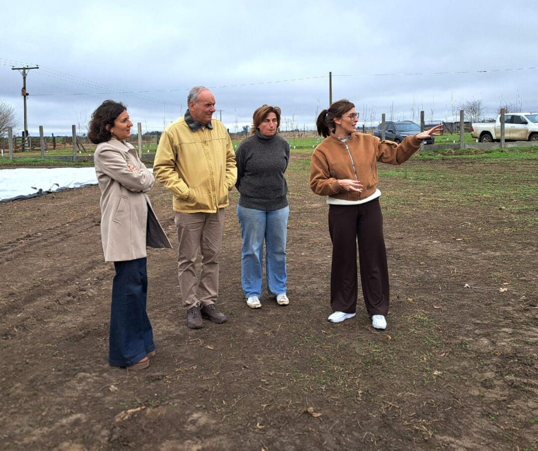 Villa Cañás: Di Gregorio recorrió proyectos y reconoció a un biotecnólogo Villa Cañás: Di Gregorio recorrió proyectos y reconoció a un biotecnólogo