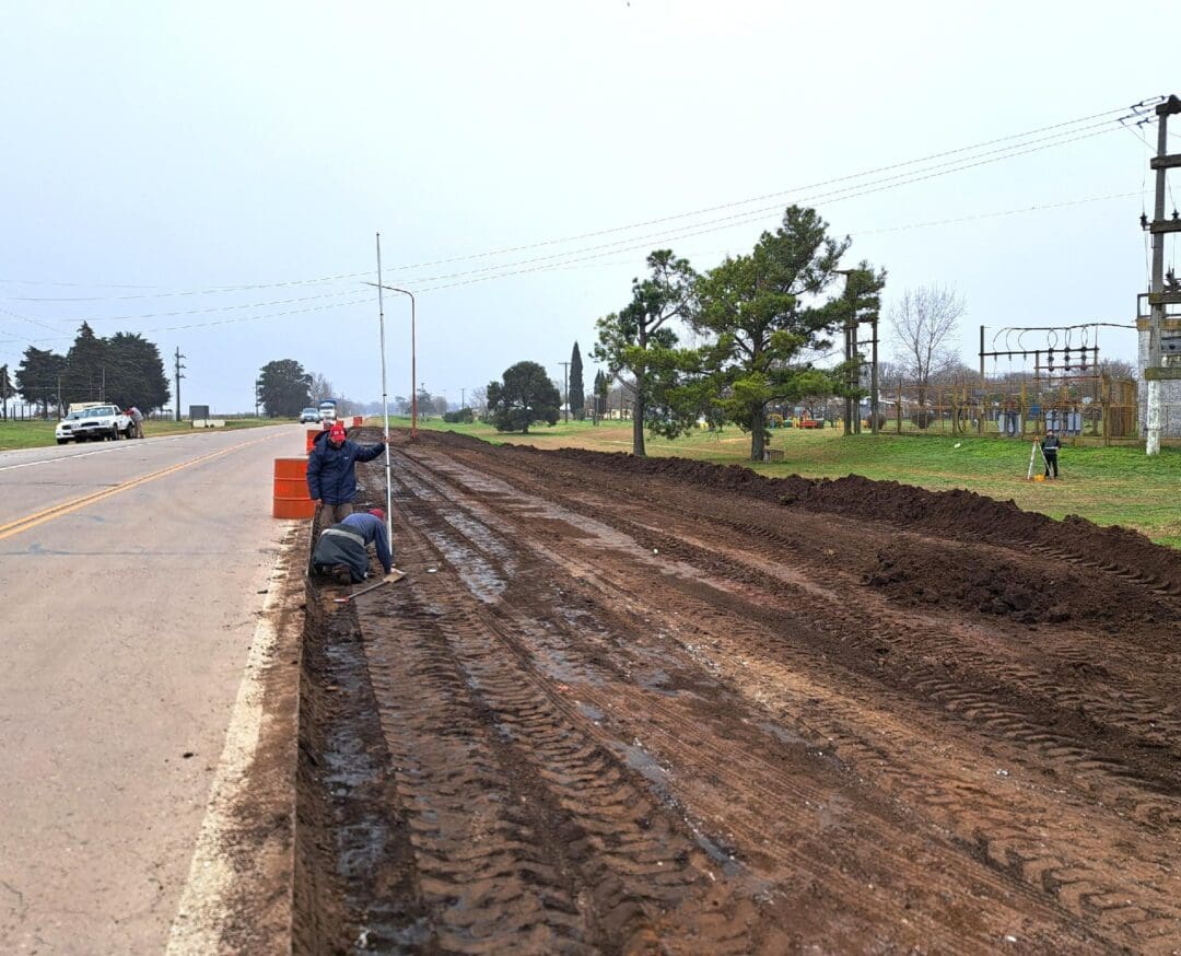 Villa Cañás: Avanza la obra de la dársena de Ruta 94 y Avenida 64