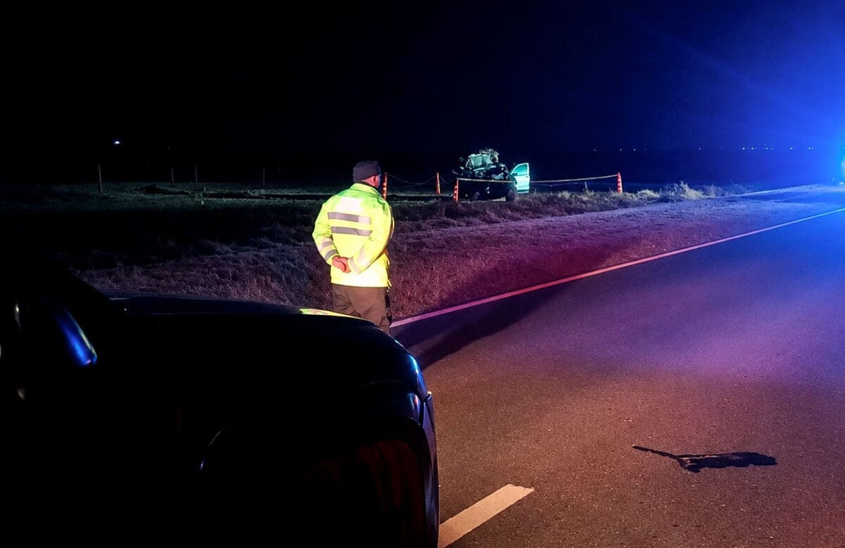 Carreras: Accidente fatal en Ruta 90 entre una camioneta y un camión