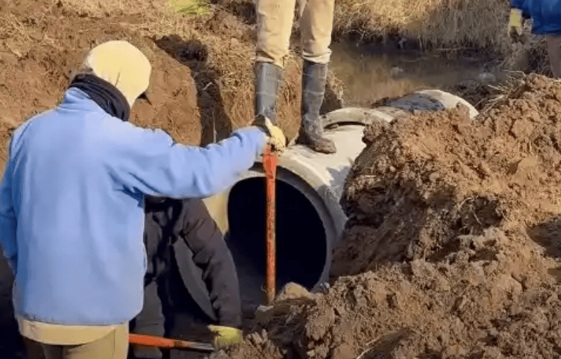 Teodelina acelera obras hídricas ante la llegada de El Niño Teodelina acelera obras hídricas ante la llegada de El Niño