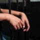 Amenábar: Prisión preventiva por amenazar a su expareja y agredir a su exsuegro